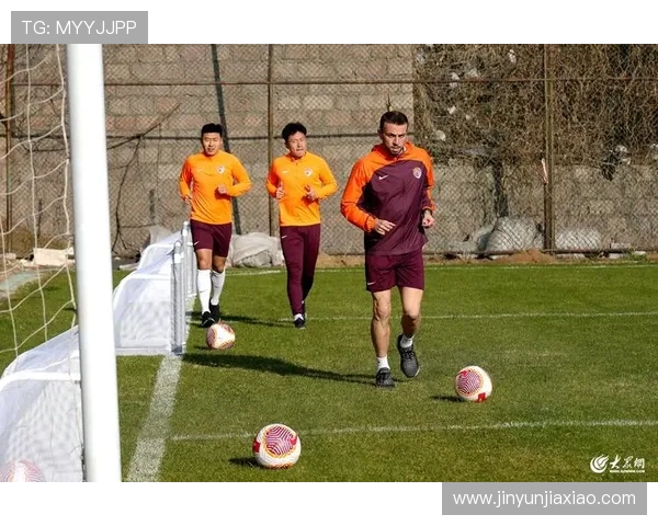 中超德比战引发全城关注